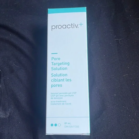 Proactiv pore targeting solution - Picture 1 of 3
